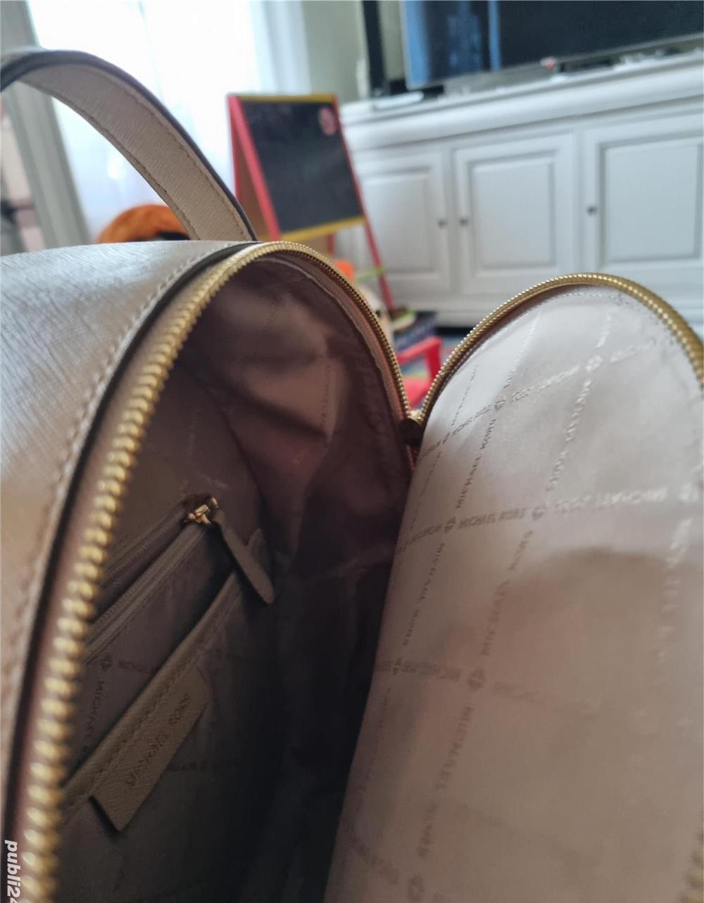 Vând rucsac Michael Kors piele,stare f bună