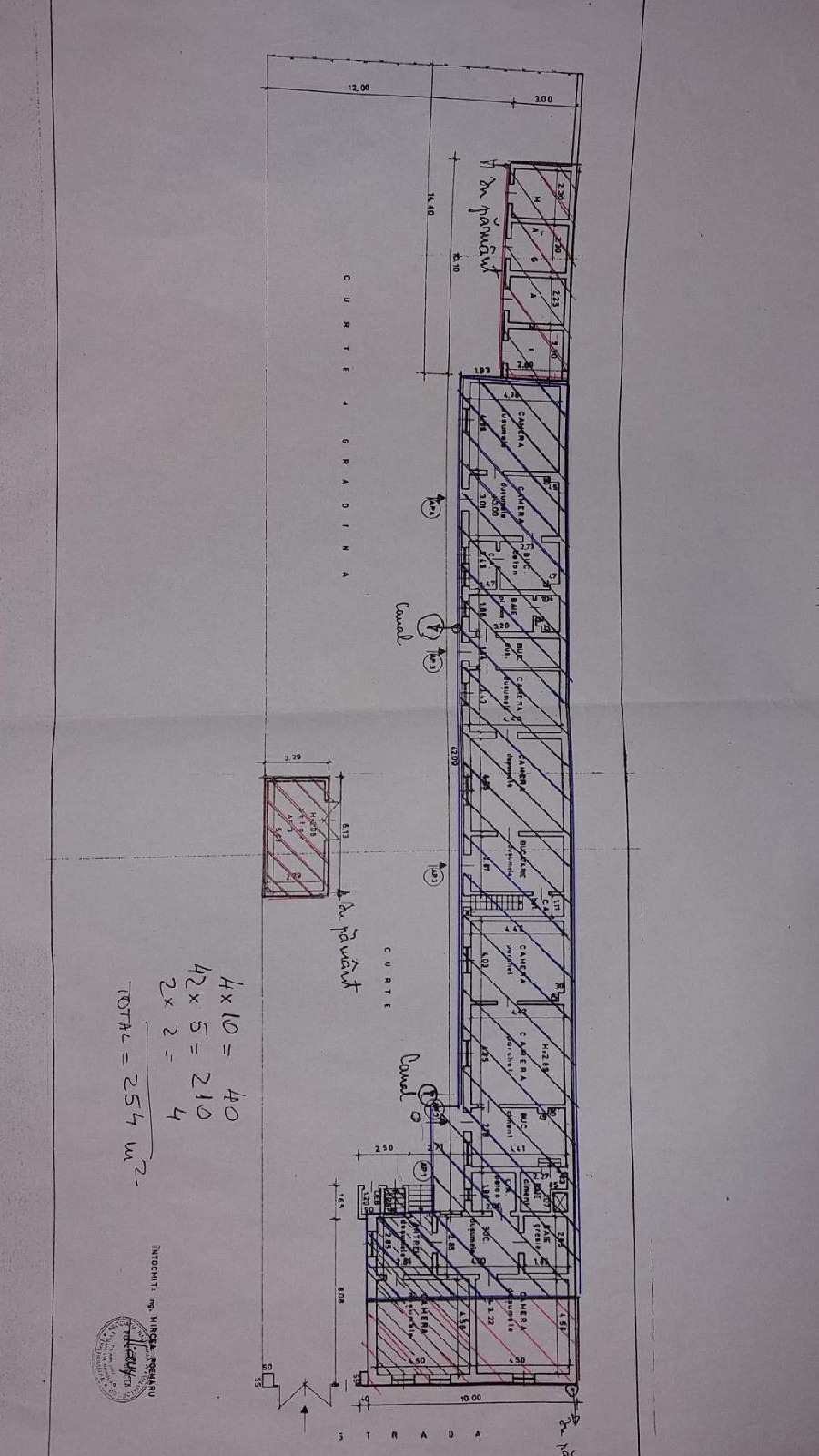 Vand sau schimb casă/apartament 290 mp2 din care 70 mp2 utili la curte comuna cu 3 vecini Deosebiți!