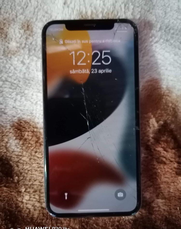 Vând sau schimb iphone x