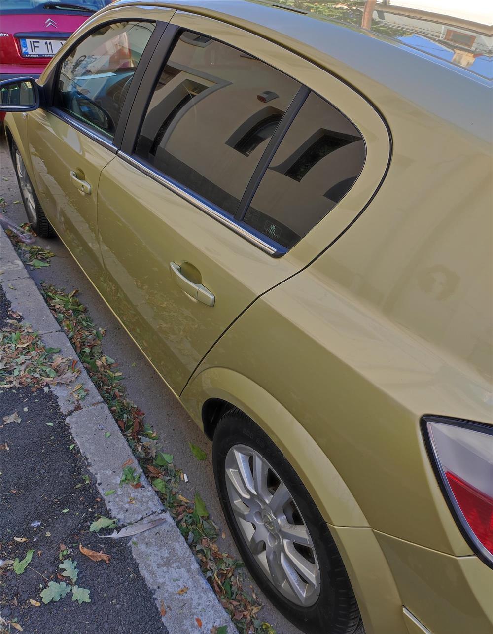 Vând sau schimb Opel Astra h 1,7 cdti Euro 4 an 2005 cu Renault Clio symbol+ diferența din partea dv