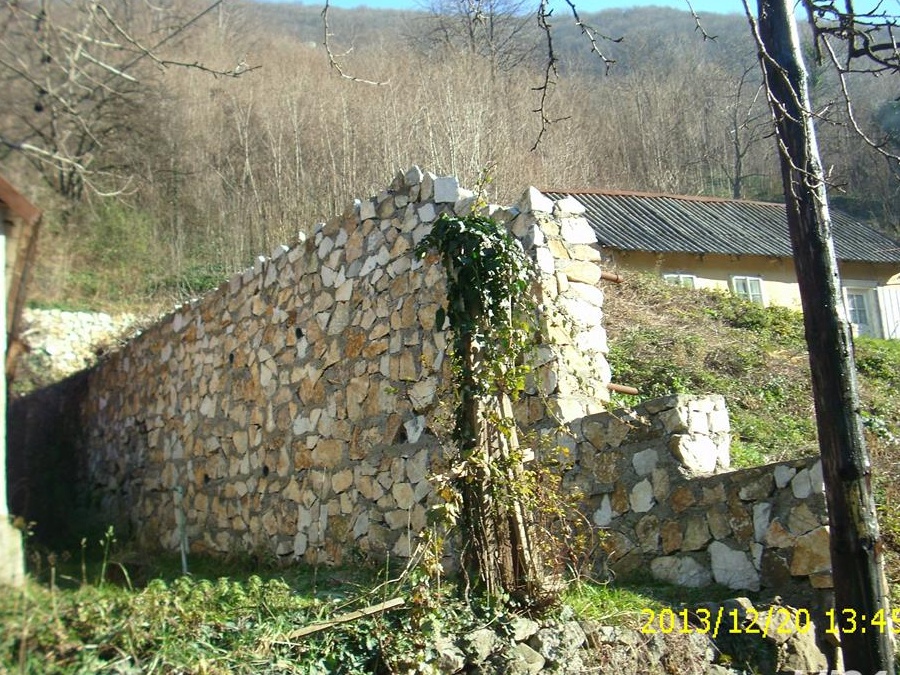Vand sau schimb-Teren plus casa in Sasca Montana , Caras-Severin