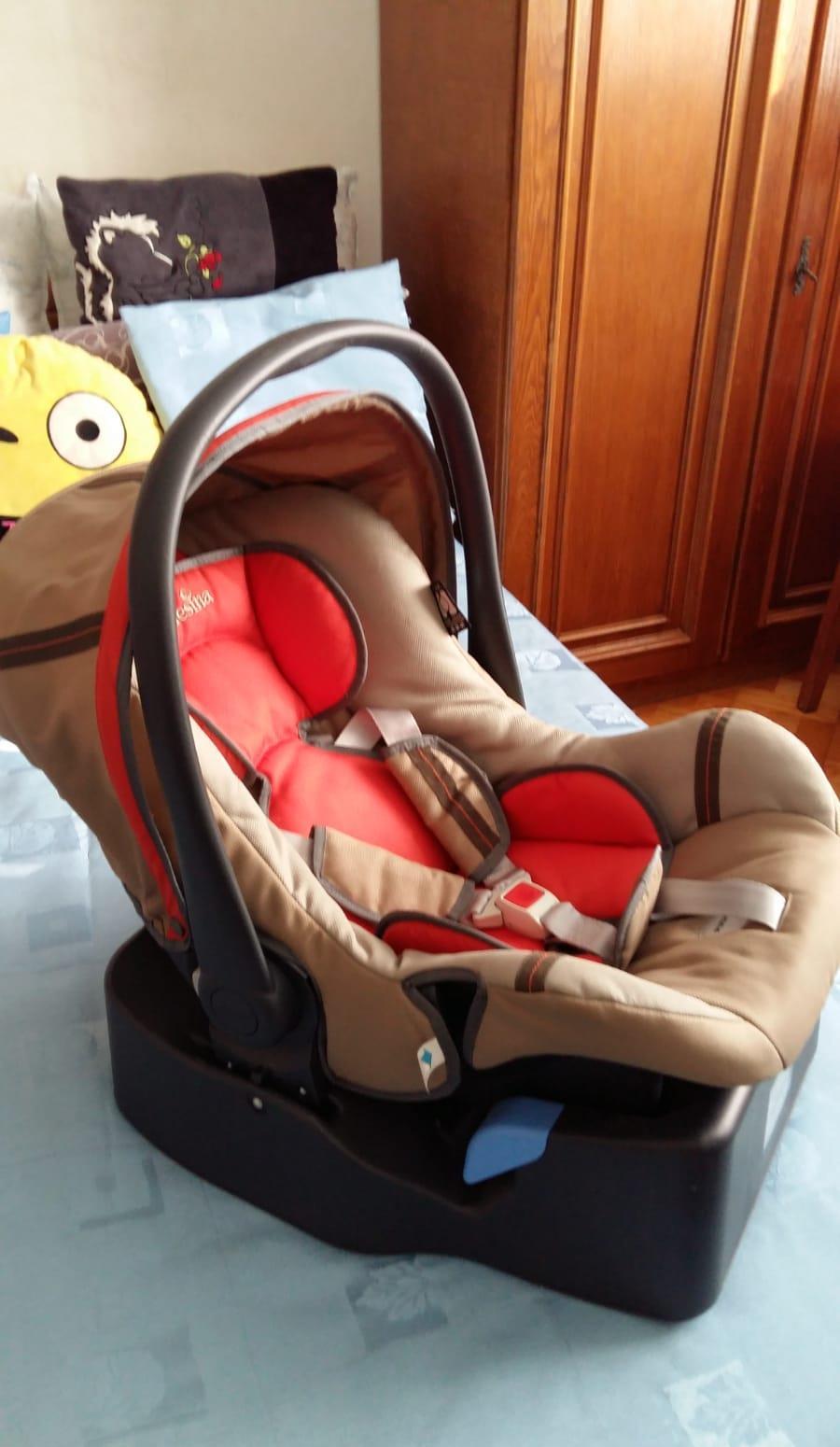 VAND SCAUN AUTO PENTRU COPII