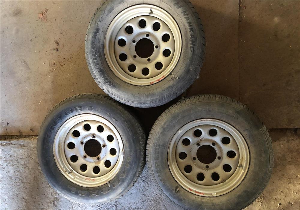 Vand set anvelope Simex 195 R15 Offroad