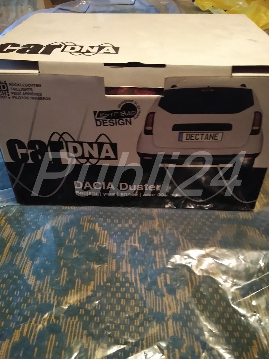 Vând set lampa stop ( stg.+Dr) pentru Dacia Duster 2010-2018