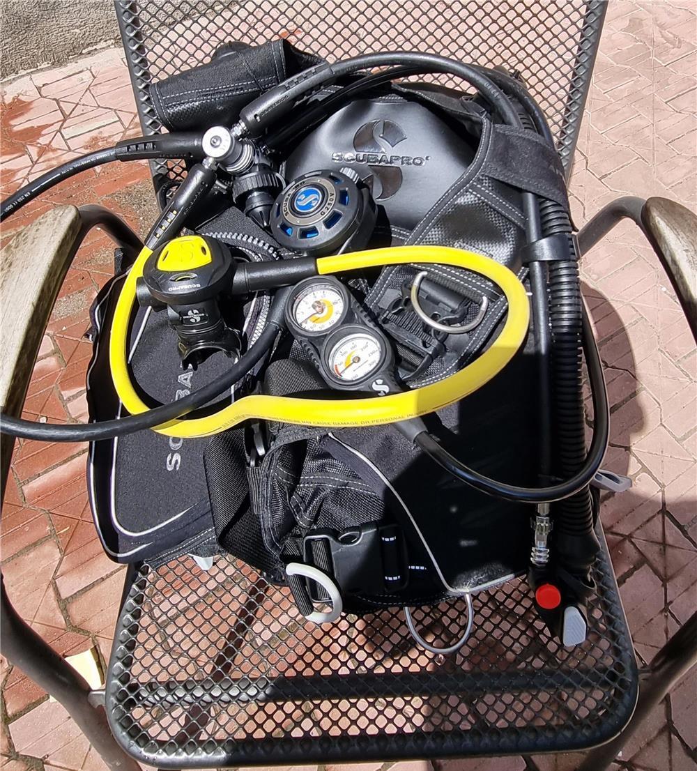 Vand Set scuba diving