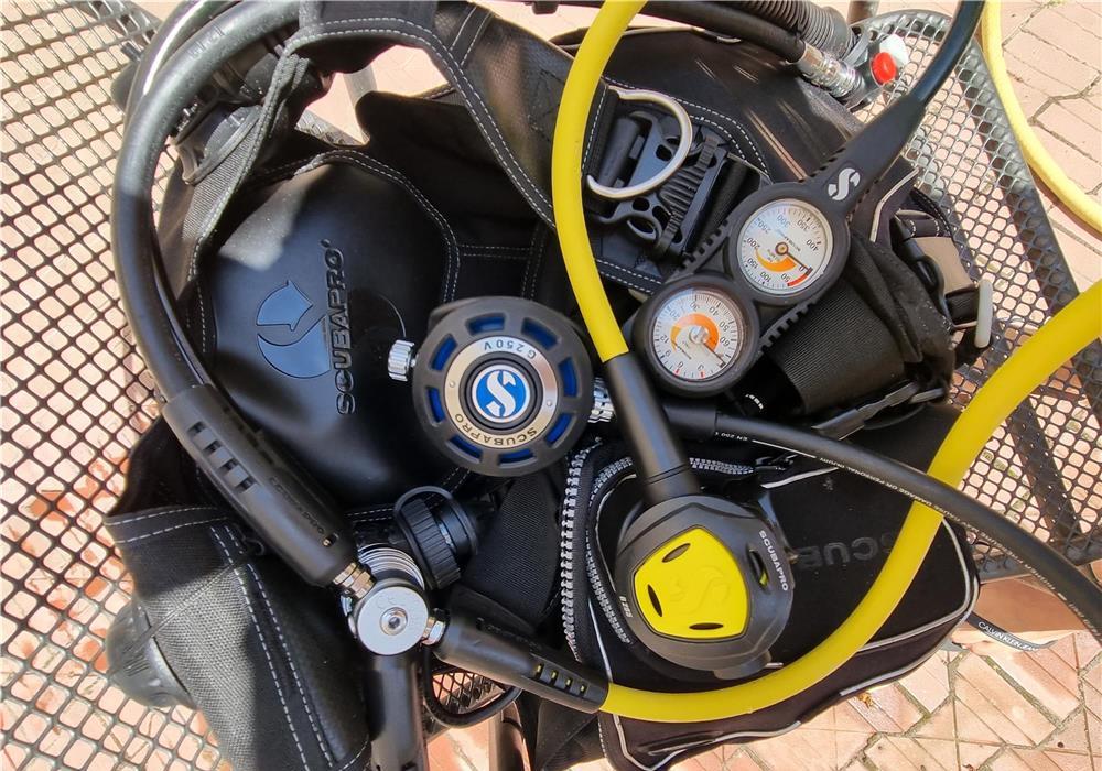 Vand Set scuba diving
