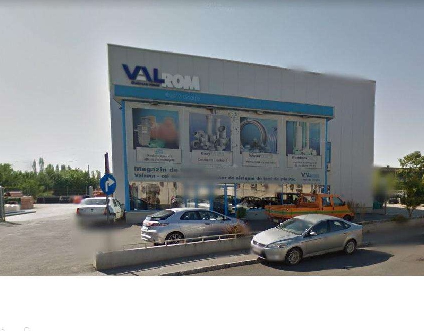 Vand showroom, birouri, depozit S=831 mp teren 2.455 mp