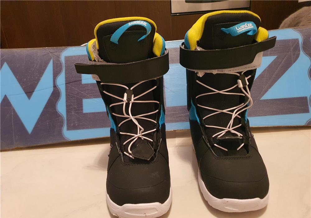 Vând snowbord, legaturi și boots