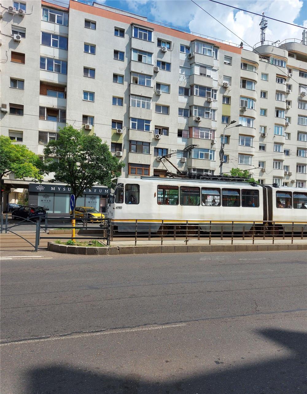 VÂND Spatiu comercial 30mp.stradal,parter,Mosilor-Obor