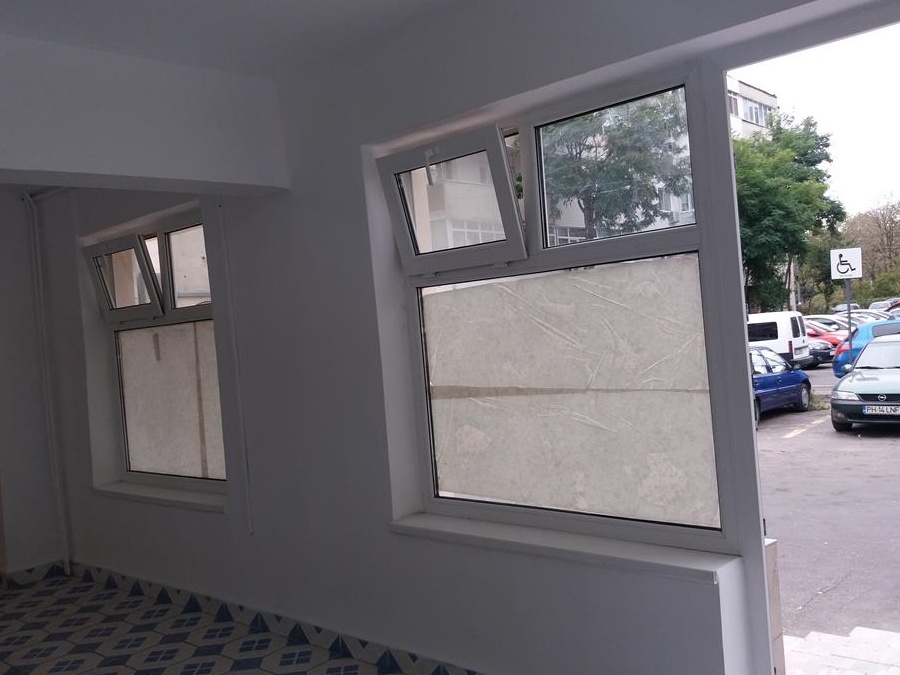 Vand spatiu comercial in Ploiesti,
