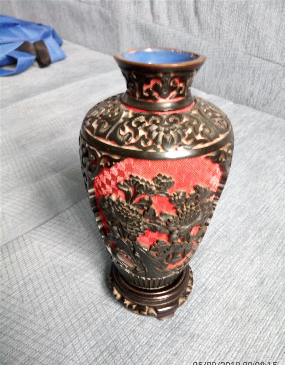 Vand statuete China