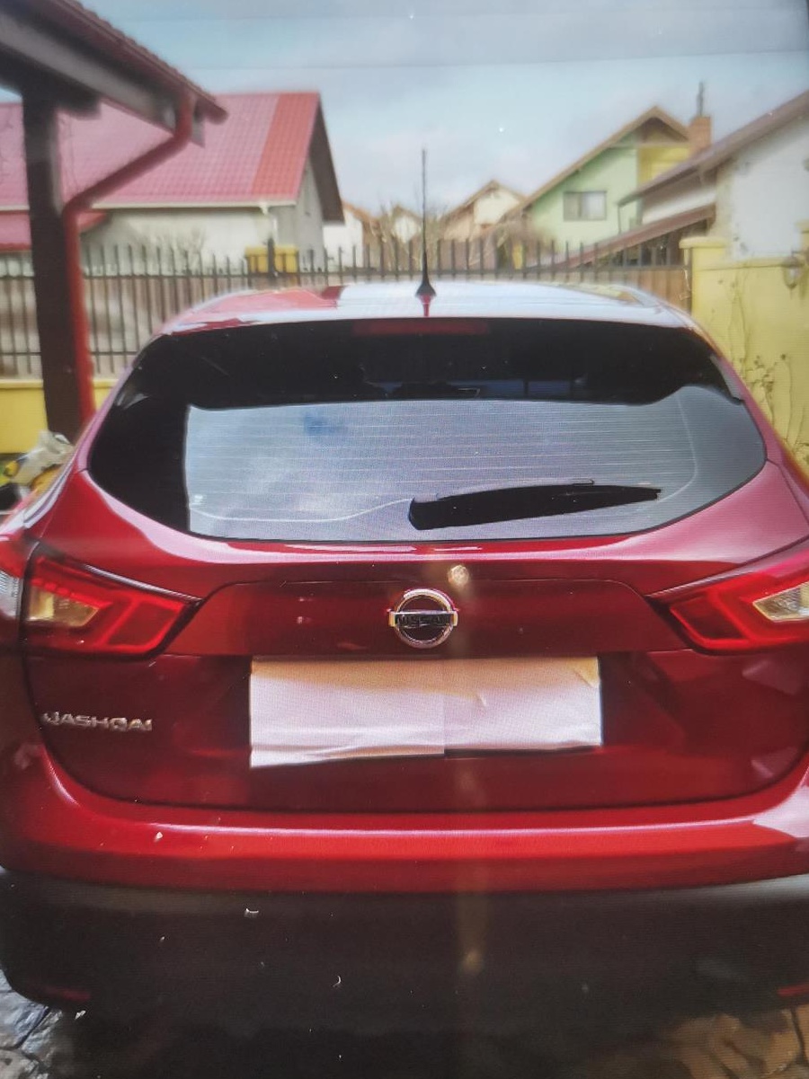Vând suv NISSAN QASHQAI 1,2 BENZINA MANUALA 112.000 KM UNIC PROPRIETAR CUMPĂRAT DE NOUĂ