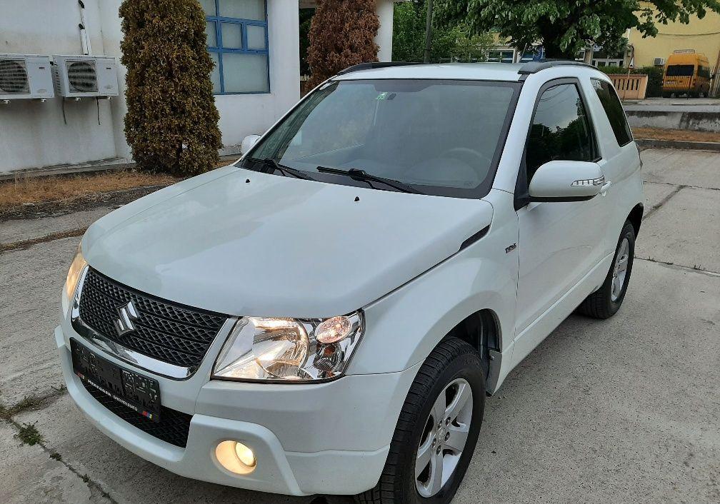 Vând Suzuki Grand Vitara fab 2010