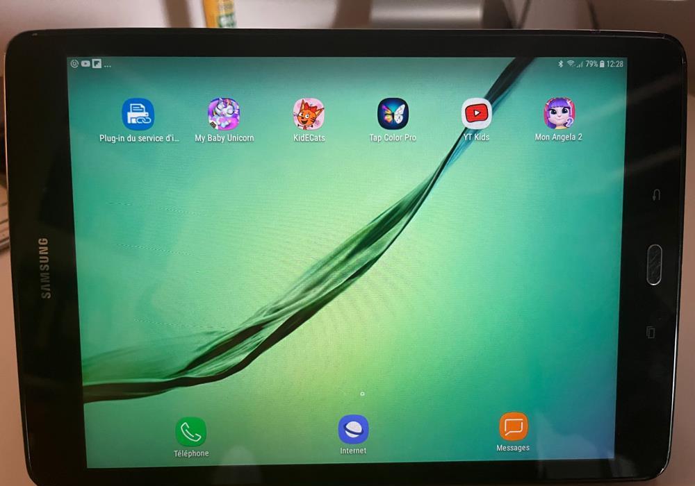 Vand Tableta Samsung stare impecabila