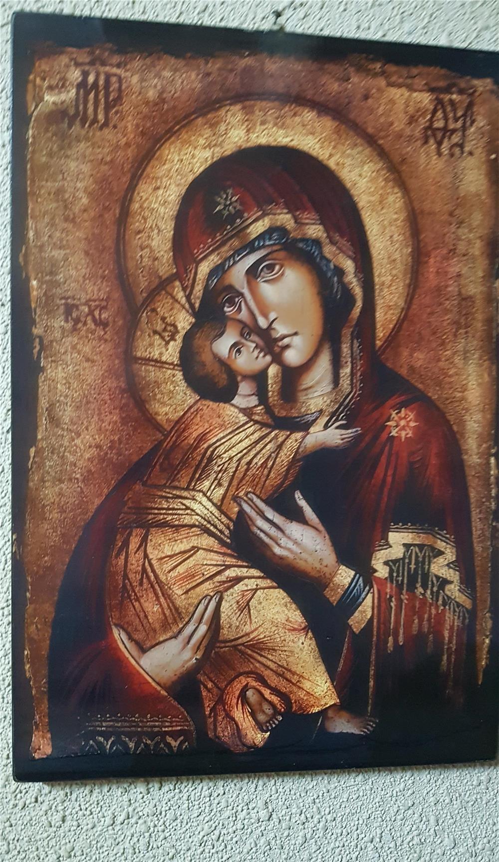 Vând tablouri și icoane