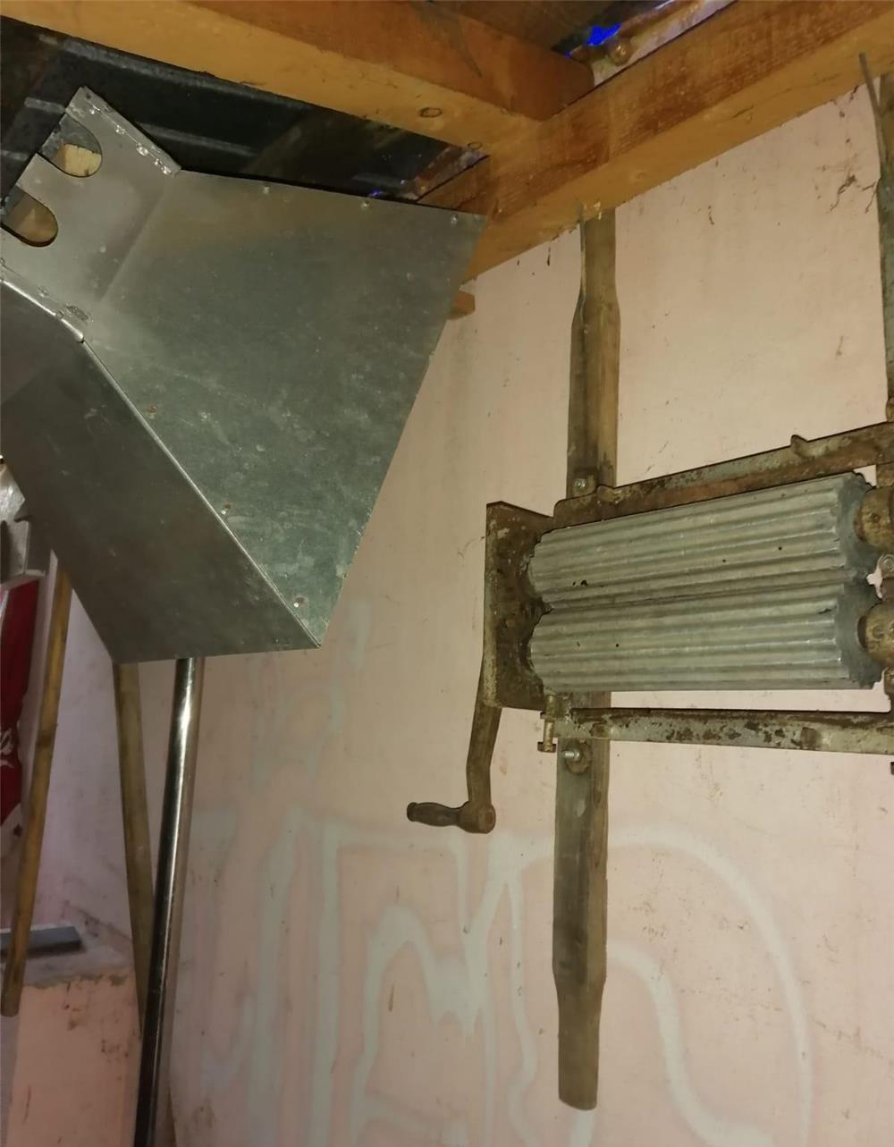 Vand teasc si zdrobitor struguri