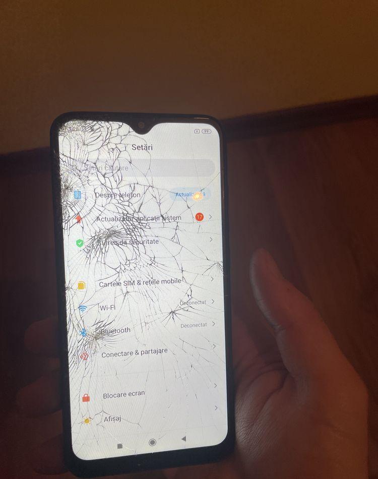 Vând telefon xiaomi 8 ,4gb ram,64gb