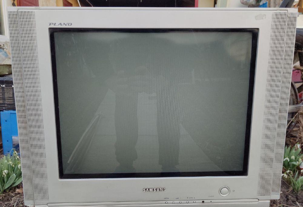 Vând televizor Panasonic , stare excelentă de funcționare