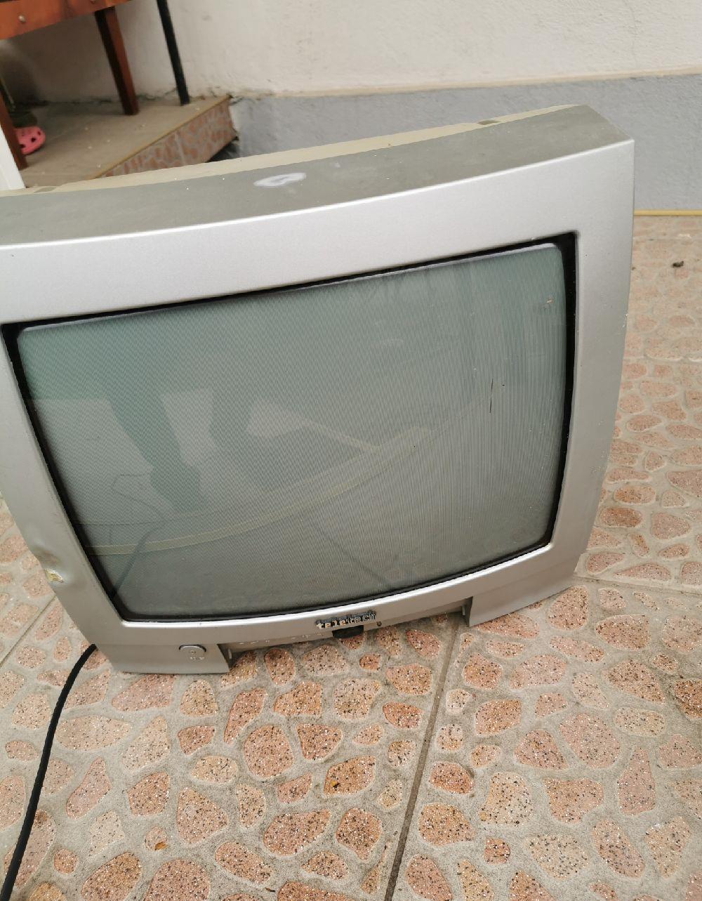 vând televizor Teletech