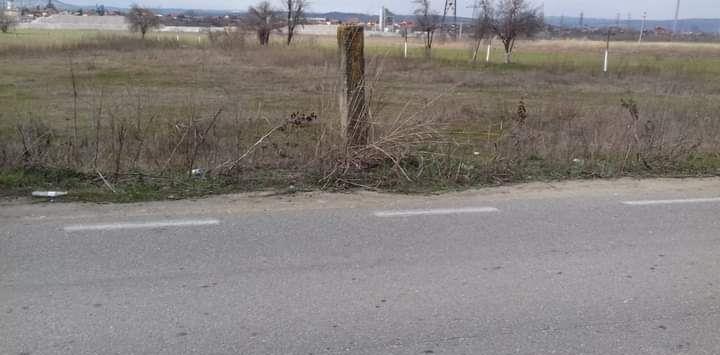 Vand teren 3700 mp la 2 km de Drobeta Turnu