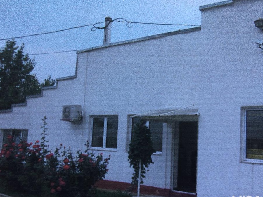 VAND teren 7500 mp + hala 540 mp Tecuci , jud Galati