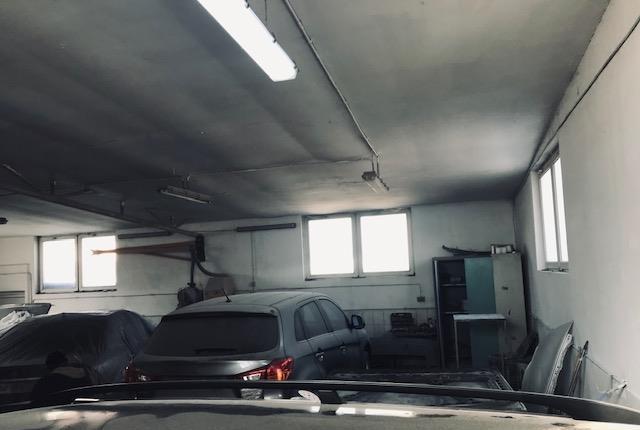 Vand teren cu hala 170 mp in Chisoda!