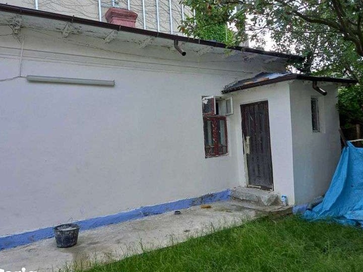 Vand Teren de 194 mp - teren cu case construite in zona Domenii