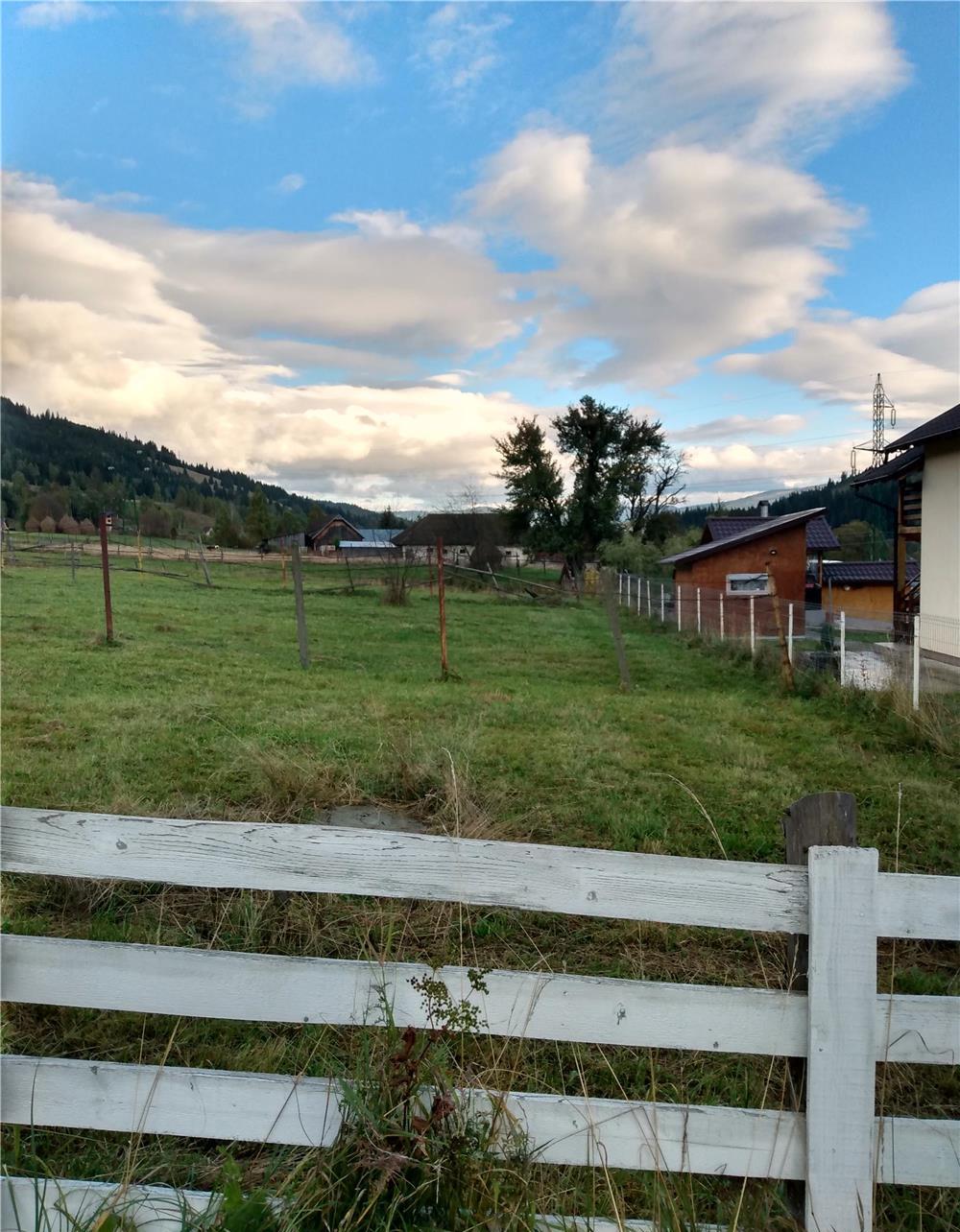Vand teren de 500 mp, 700 mp sau 2000 mp in Vatra Dornei
