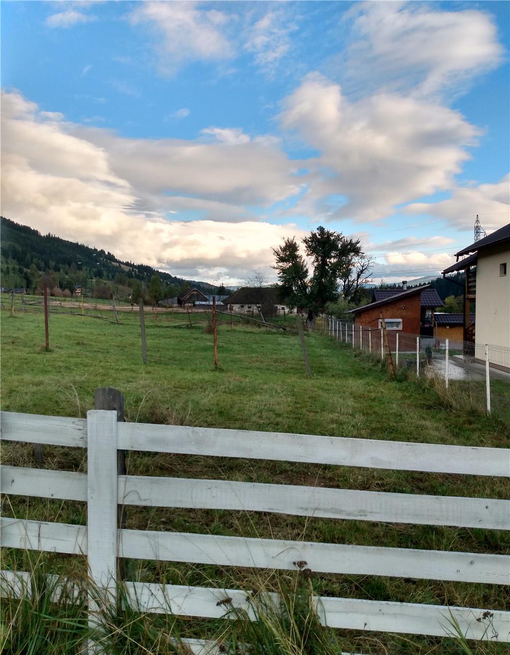 Vand teren de 500 mp, 700 mp sau 2000 mp in Vatra Dornei