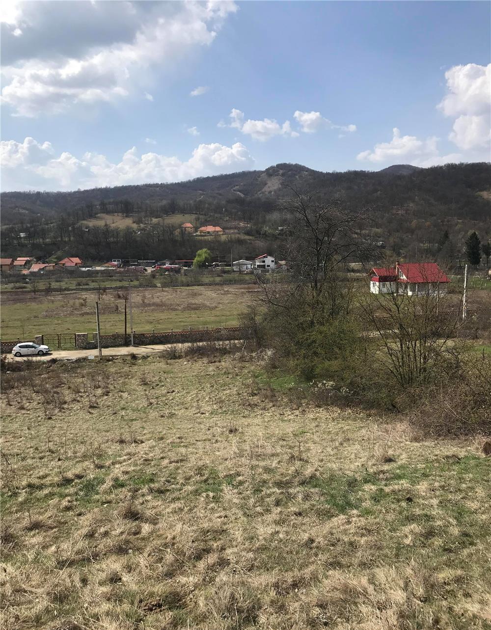 Vand teren in comuna Eselnita, Mehedinti, zona fabrica de jucarii