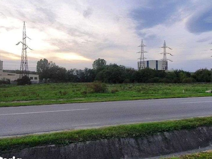 Vand teren intravilan Barsesti