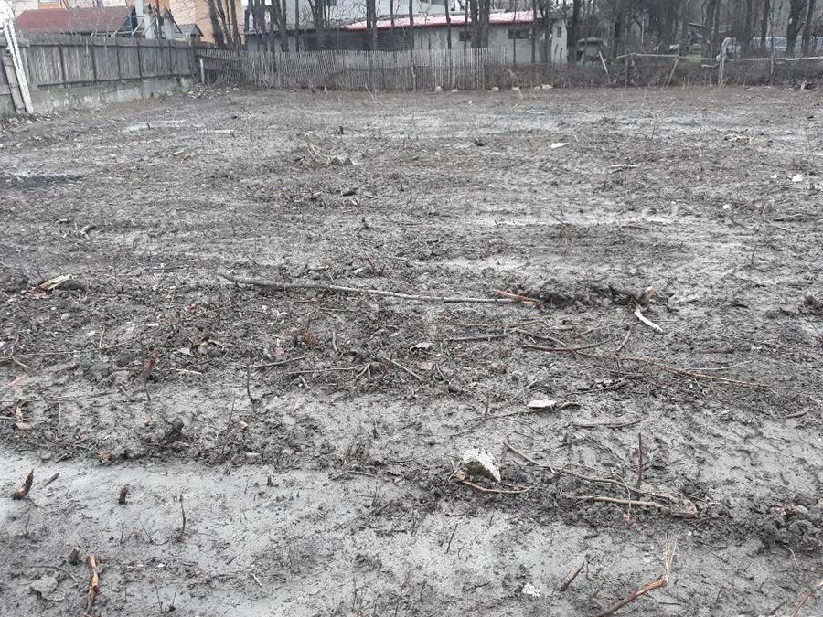 Vand teren intravilant Craiova 1300 mp, super pret
