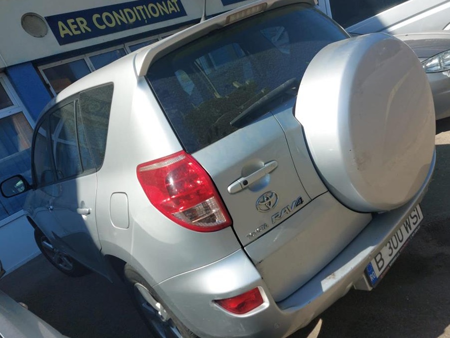 Vand toyota RAV 4  - 2008