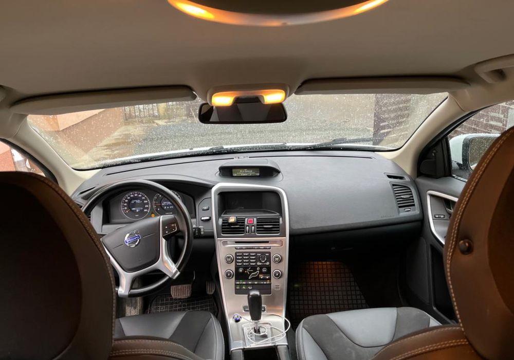 Vand U Vand Volvo XC 60 2.4 d D5 163 CP An 2009 Automata 4x4