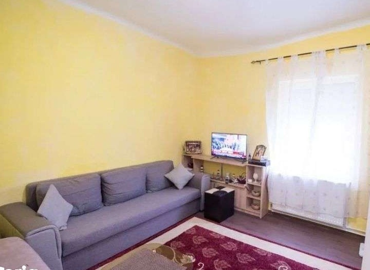 Vând urgent casă Arad zona Biserica Sarbeasca