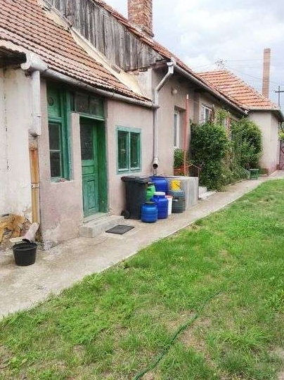 Vand urgent casa Urvind