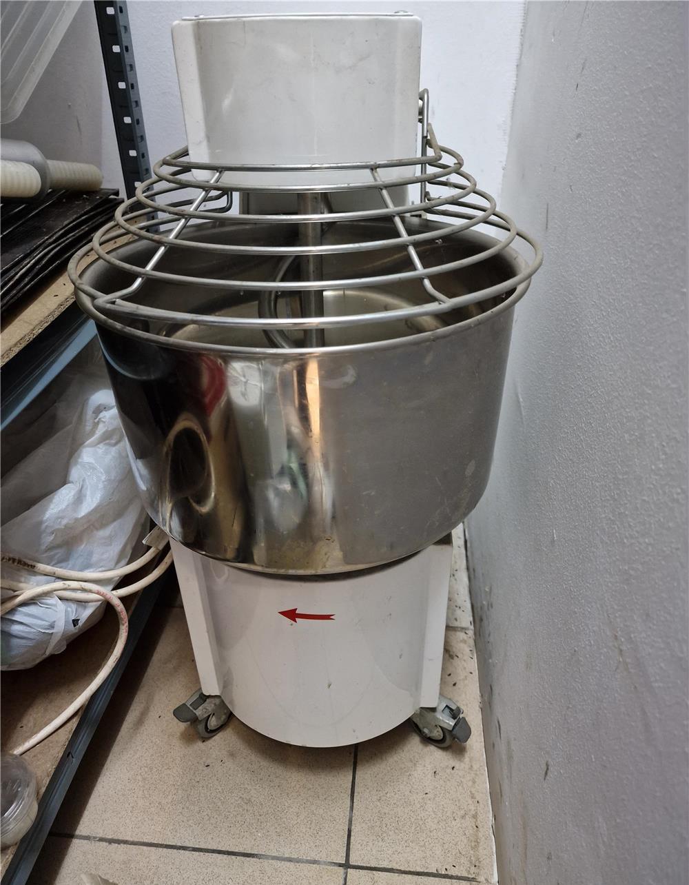 vand utilaje profesionale pentru bucatarie linie completa sau separat