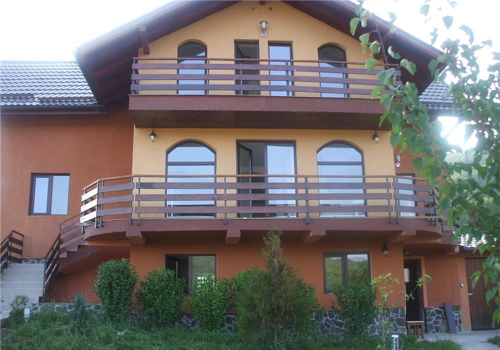 Vand vila,zona linistita-insorita, Valcele-jud. Covasna