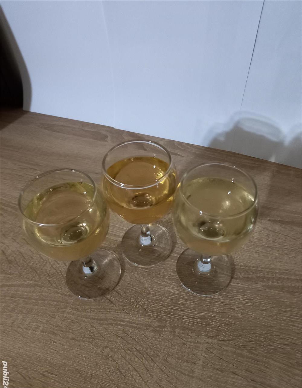 Vând vin nobil soiuri ZGHIHARĂ,FETEASCĂ ȘI ALIGOTE.