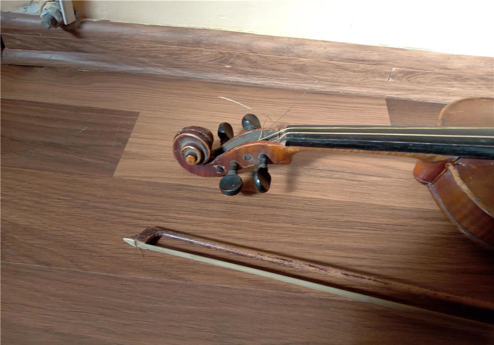 Vând vioara Stainer