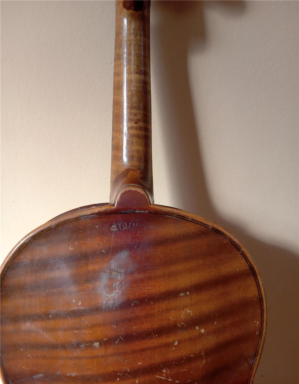 Vând vioara Stainer