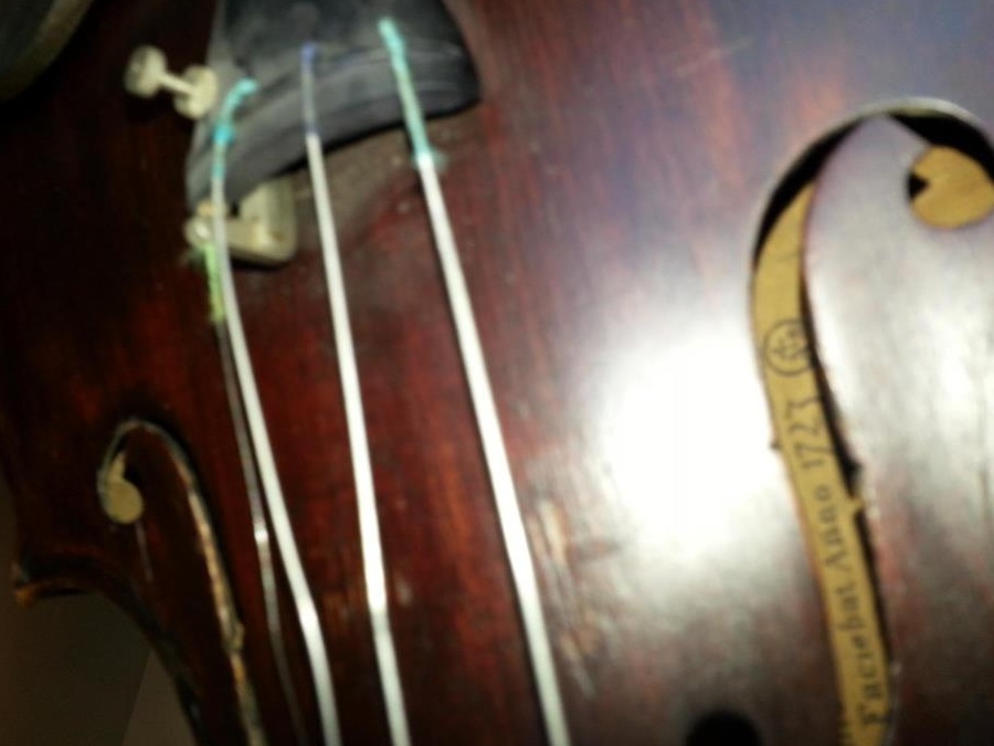 Vand vioara veche Stradivarius