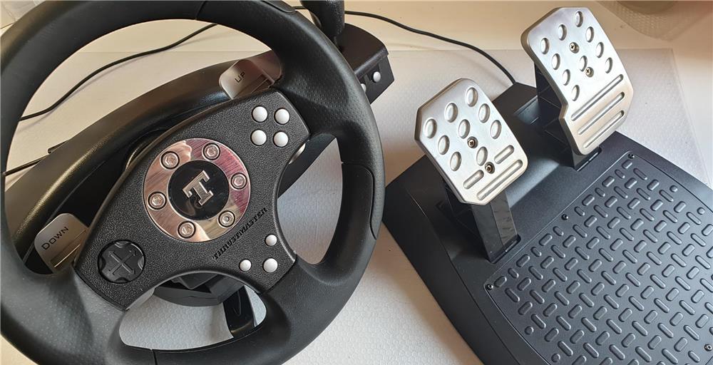 Vand  volan gaming Thrustmaster RTG Force Feedback Pro
