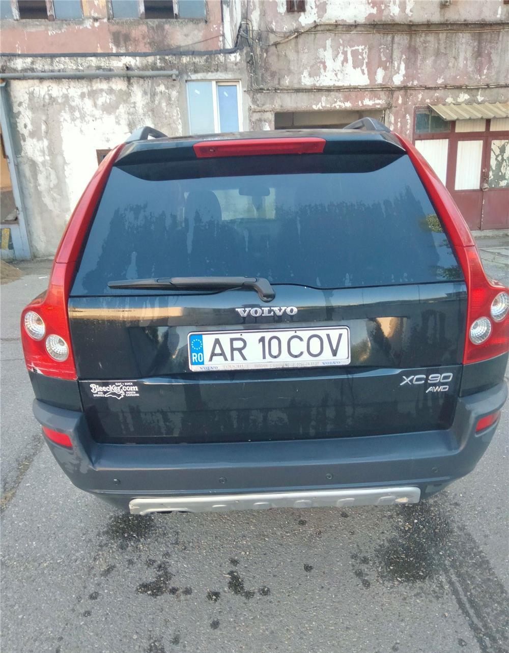 Vand Volvo XC 90 2003, benzina, in stare de functionare buna .
