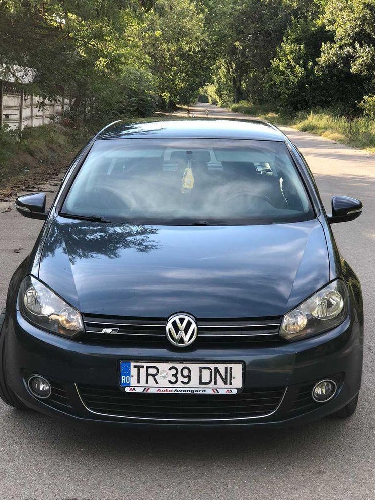 VÂND VW GOLF 1.4 TSI 122 CP