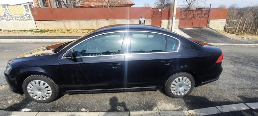 Vând VW Passat 2012 Diesel, consum mixt 5,5l/100km