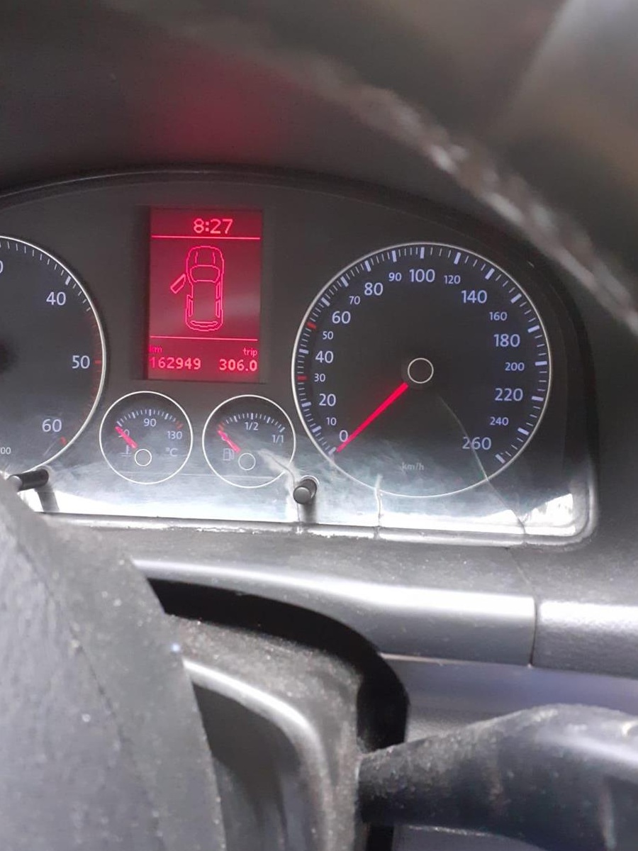 Vand vw Touran 2,0 d 162000 km cu distributia schimbata si garantie