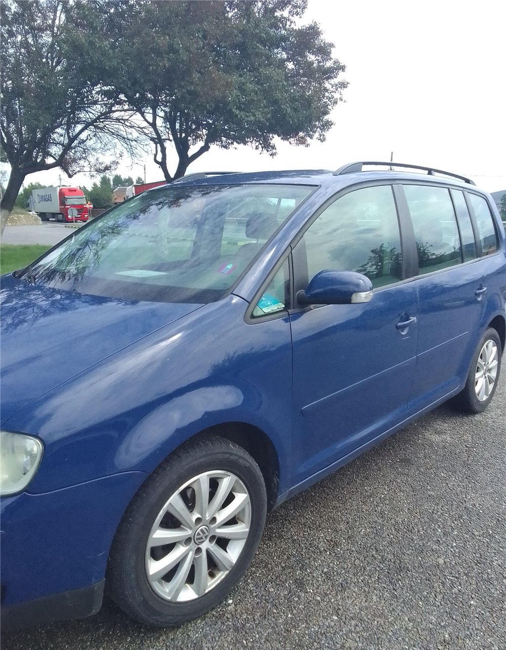 Vând Vw Touran 2005