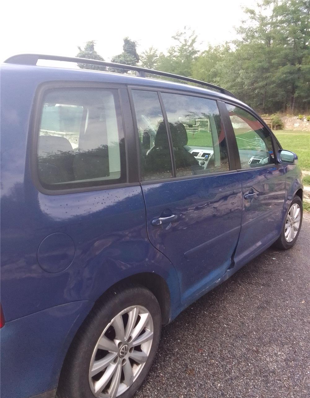 Vând Vw Touran 2005