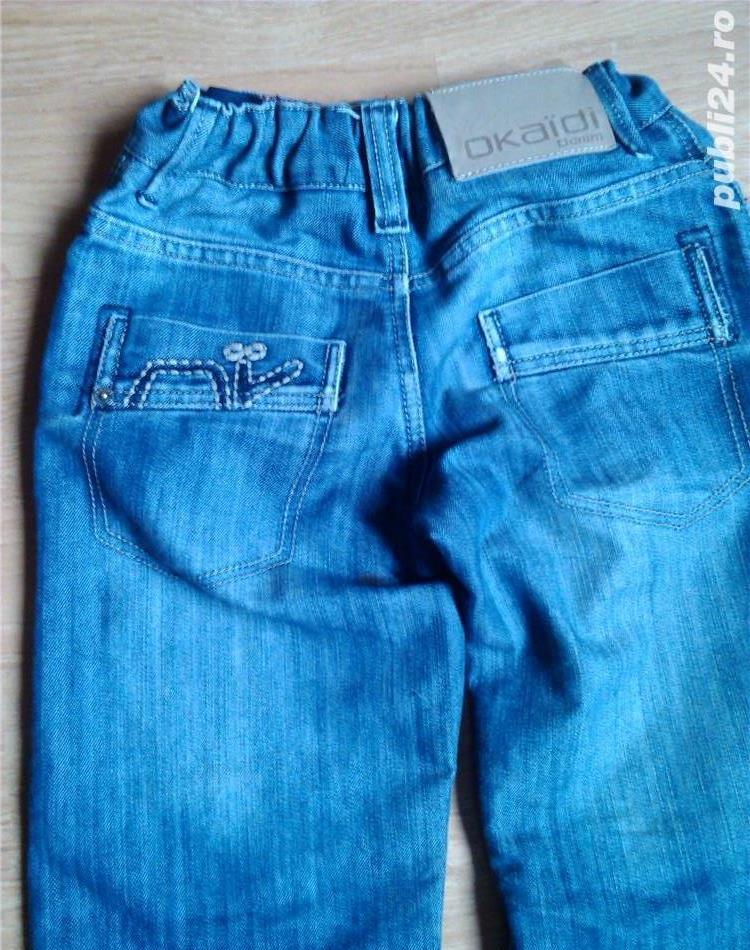 Vand/schimb blugi pentru copii de 7-8 ani